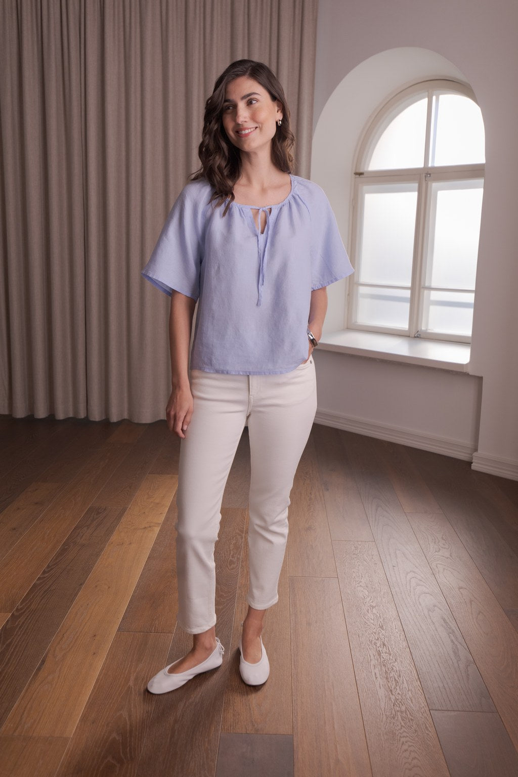 Wide-sleeved linen shirt, Sky