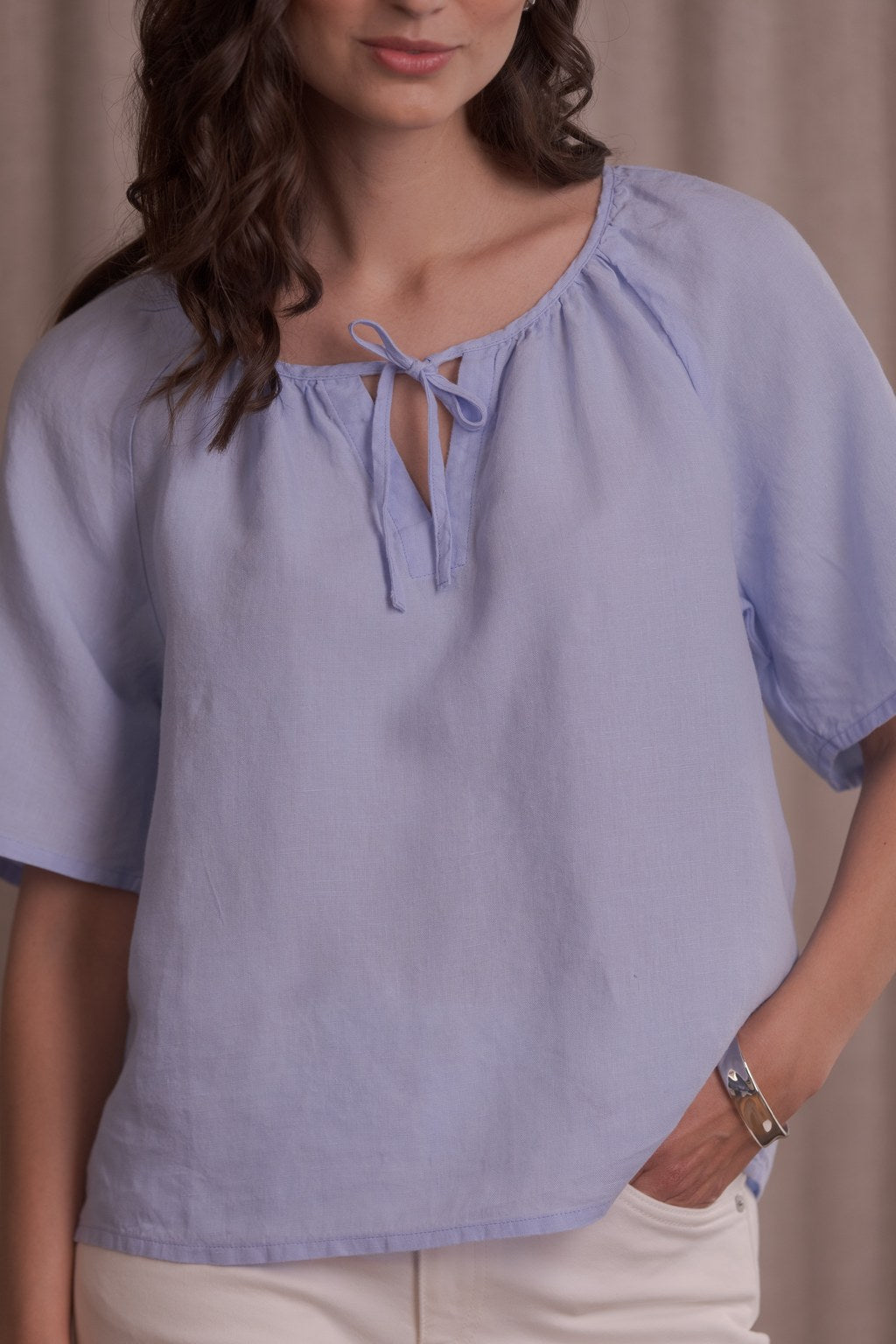 Wide-sleeved linen shirt, Sky