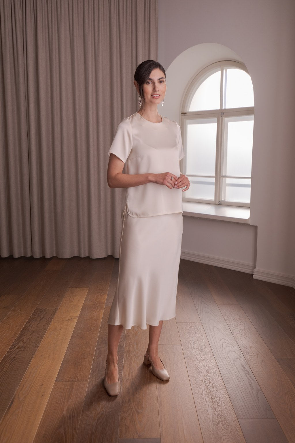 Short-sleeved satin shirt, Cream