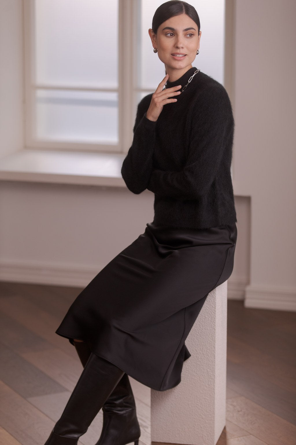 Midi satin skirt, Black