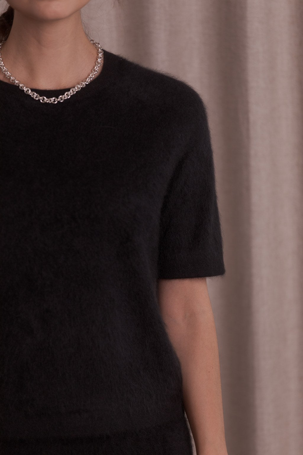 Short-sleeved cashmere sweater, Black