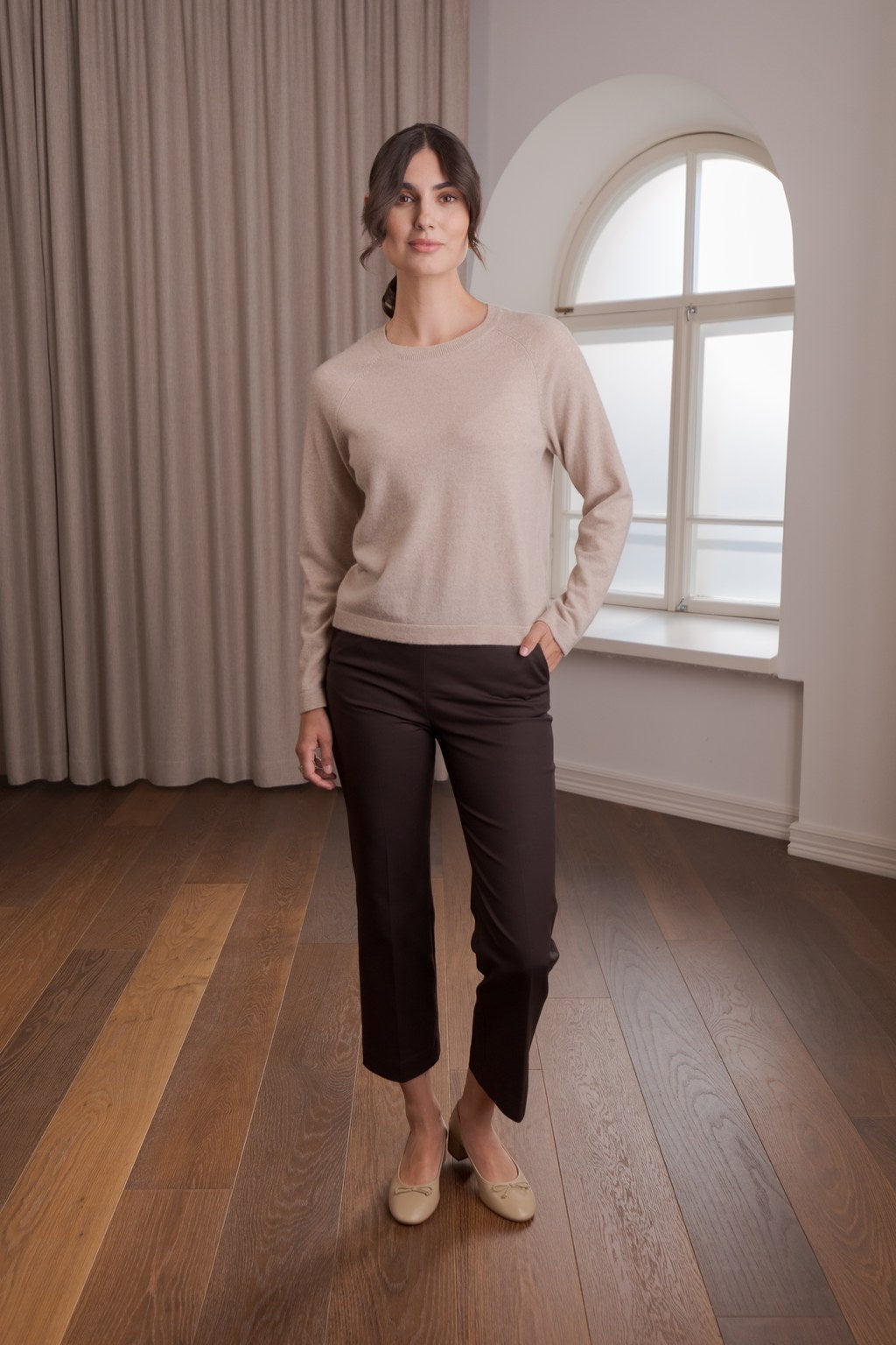 Long-sleeved plain cashmere sweater, Latte