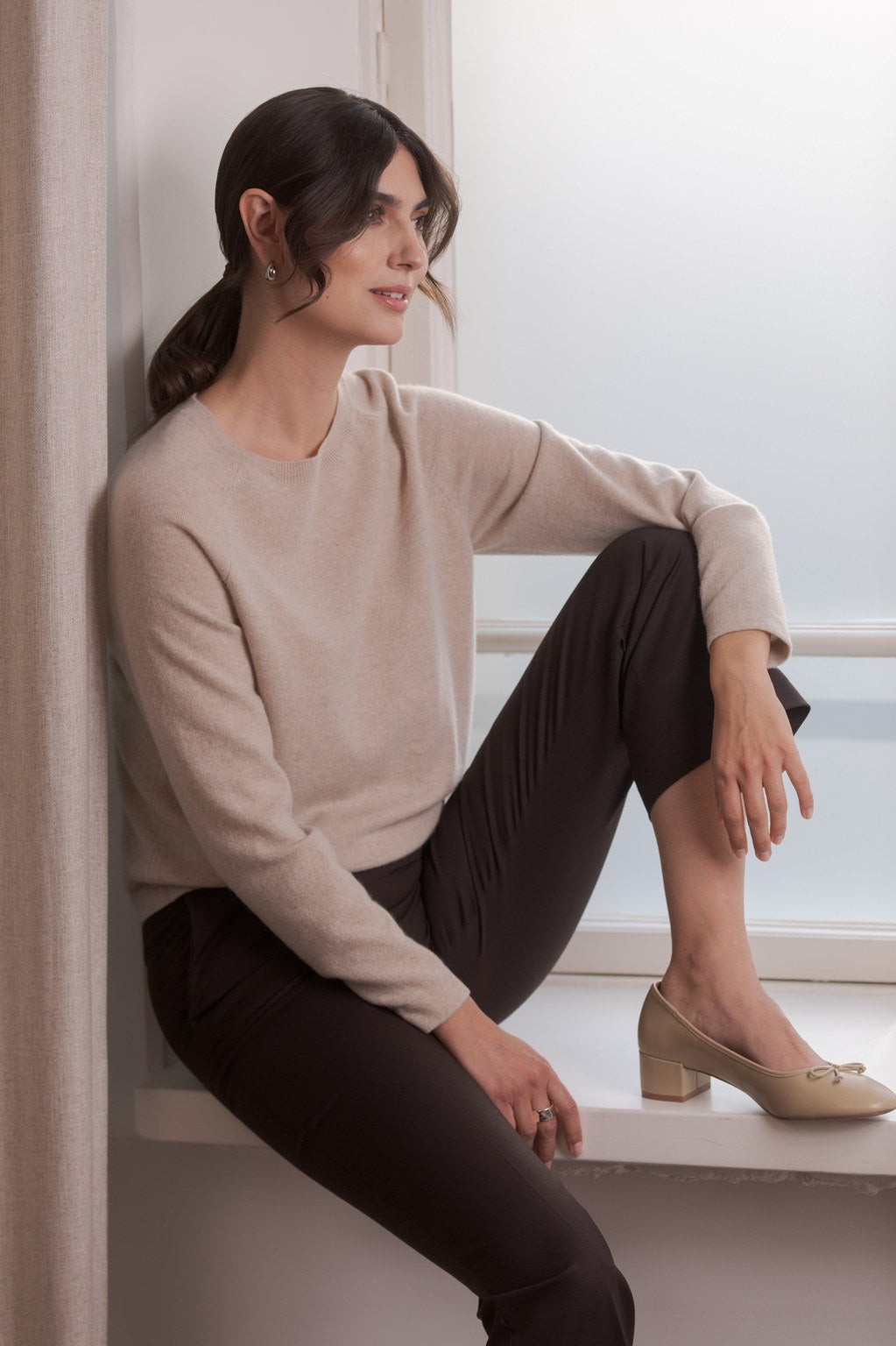 Long-sleeved plain cashmere sweater, Latte