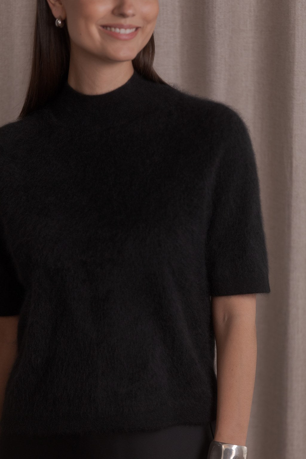 Short sleeve mock neck cashmere sweater, Black