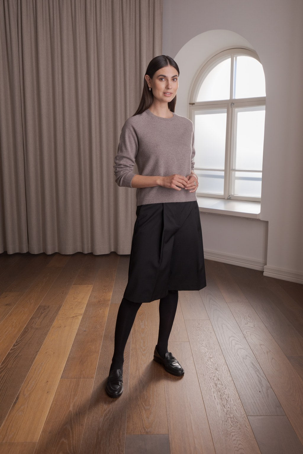 Long-sleeved plain cashmere sweater, Nougat
