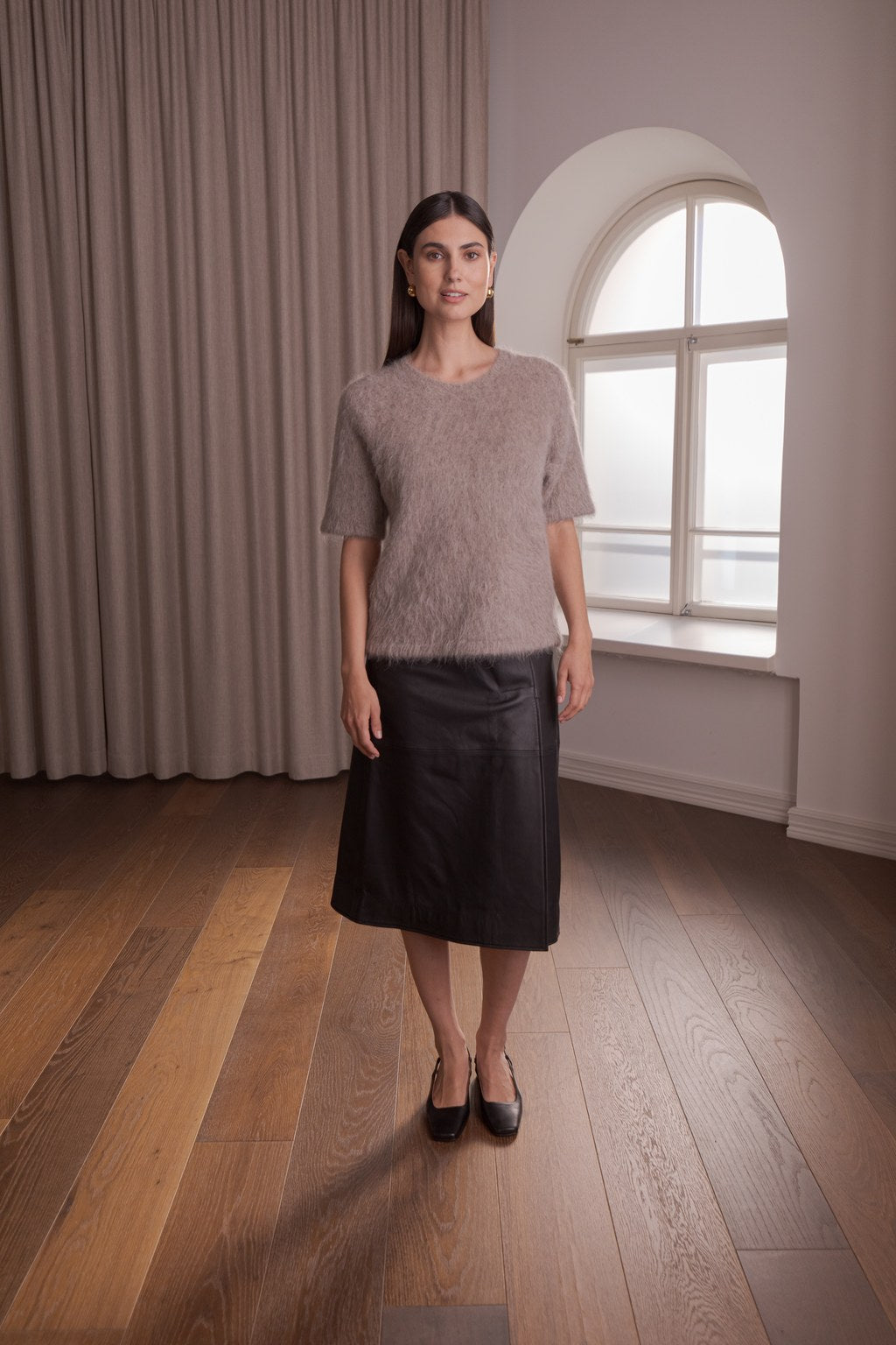 Short-sleeved alpaca-blend sweater, Greige