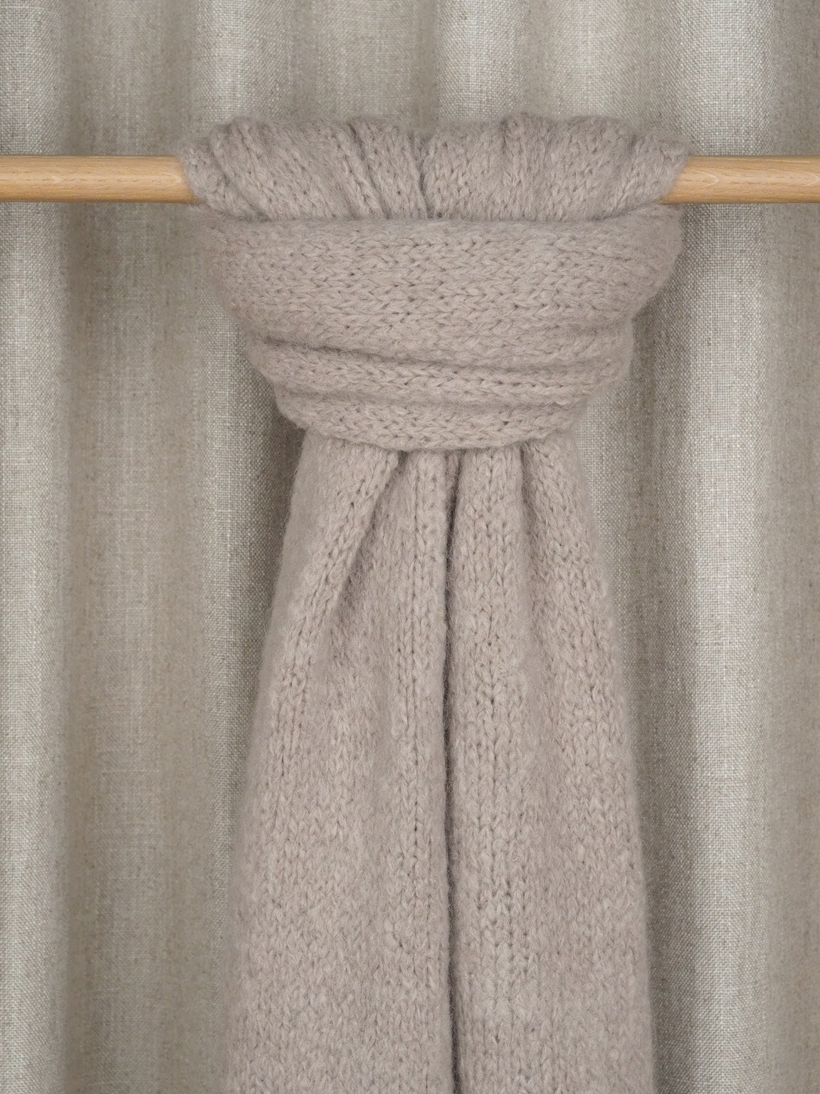 Chunky Alpaca blend scarf, Greige