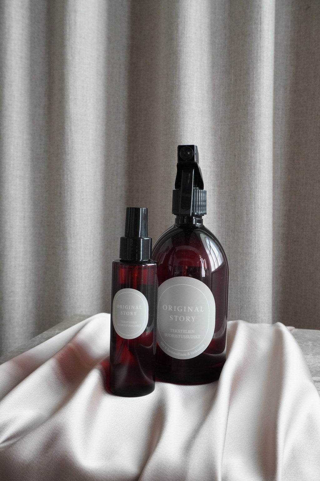 Textile straightening spray