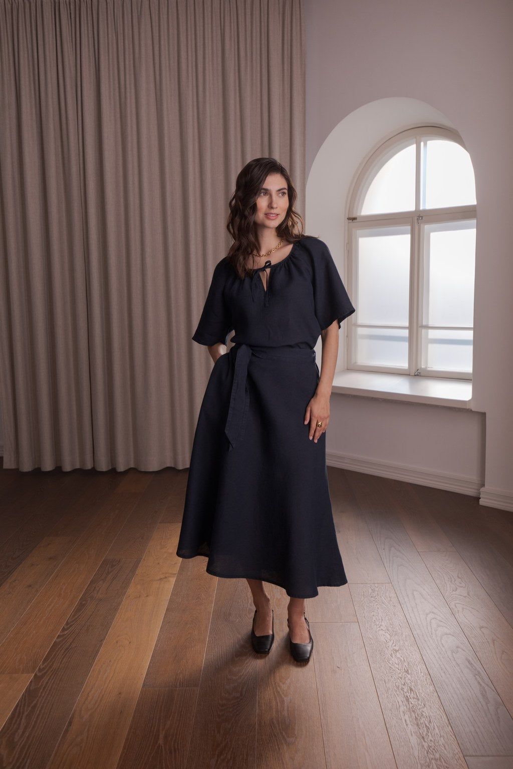 Wide-hemmed linen skirt, Dark navy