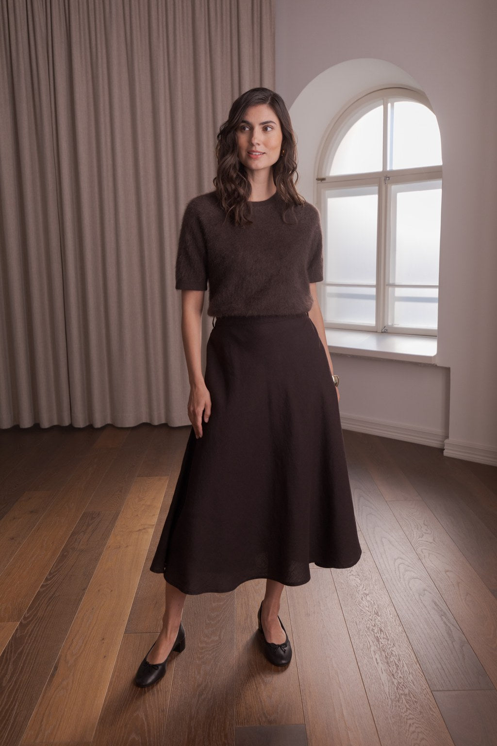 Wide-hemmed linen skirt, Dark chocolate