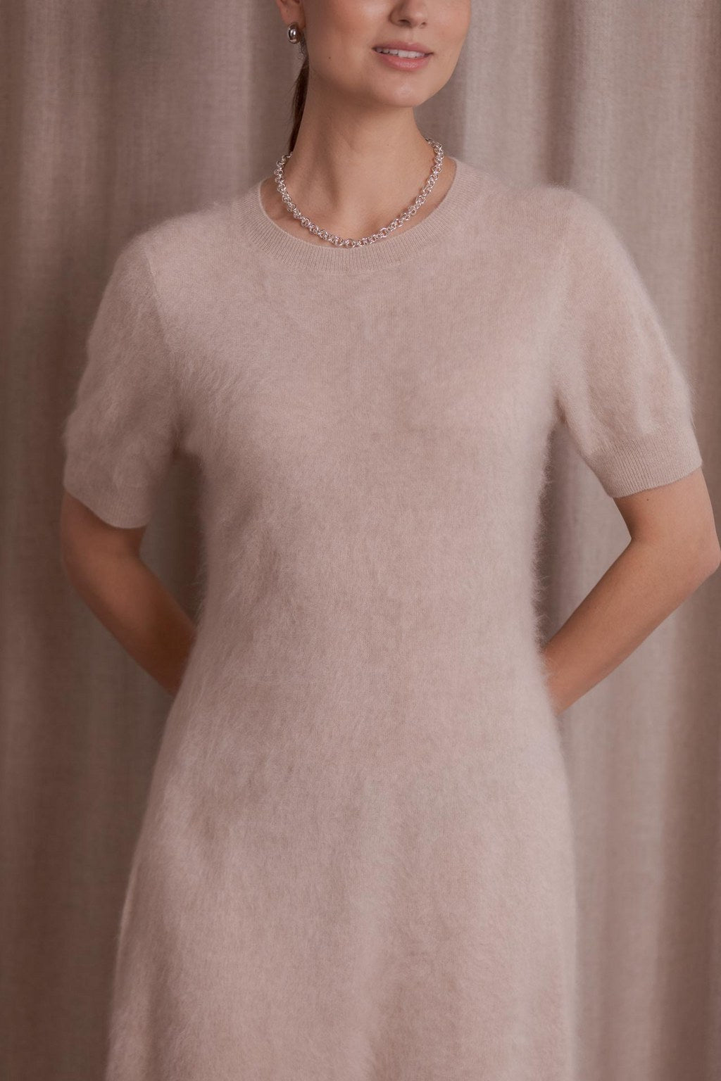 Short-sleeved cashmere knit dress, Latte