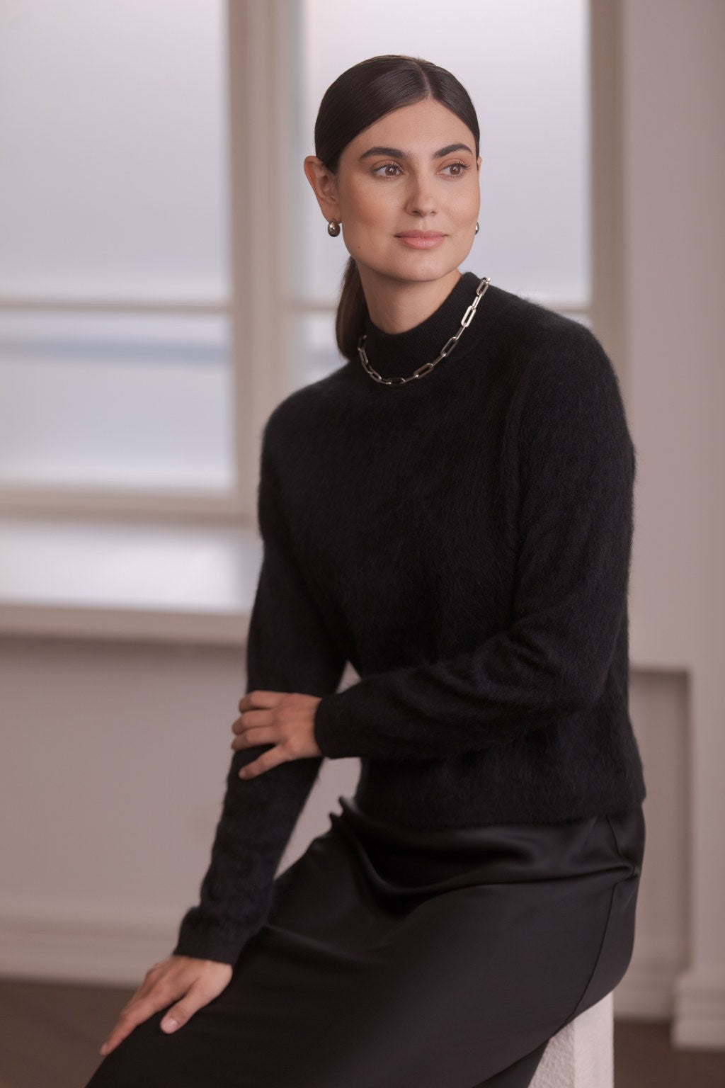 Long-sleeved cashmere sweater with half-padded collar, Black
