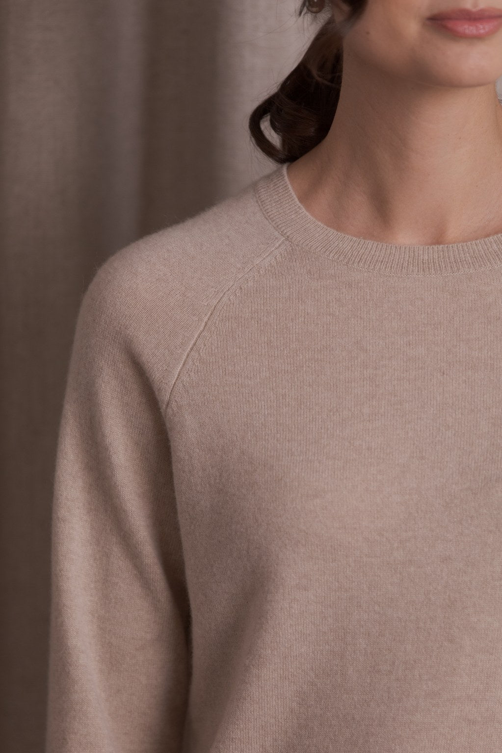 Long-sleeved plain cashmere sweater, Latte