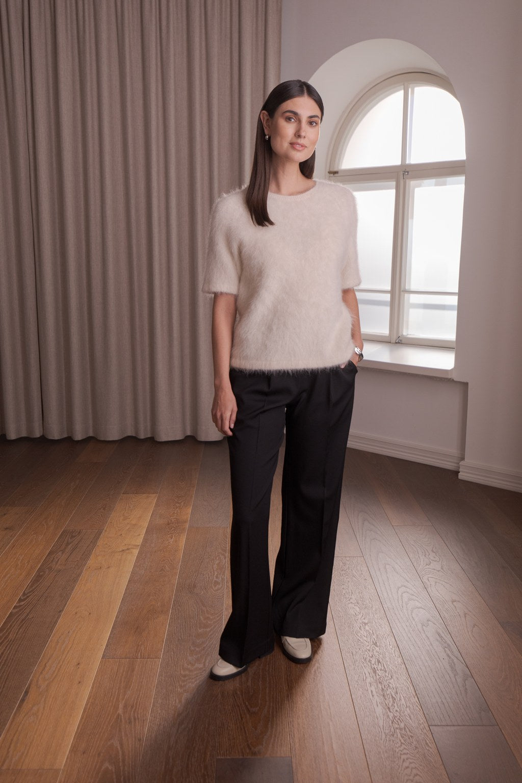 Short-sleeved alpaca blend sweater, Cream